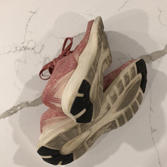 ASICS pink runners  size 8.5 - Picture 4 of 9